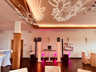Typischer DJ Aufbau Hochzeit Silberhochzeit Geburtstag Wiehen Therme in 32609 Hüllhorst