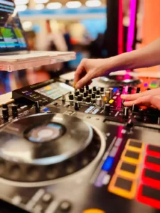 Two-Music.de | Hochzeits DJ | Event DJ DJ Messezentrum Aftershow Party Lounge Chillout 32105 Bad Salzuflen
